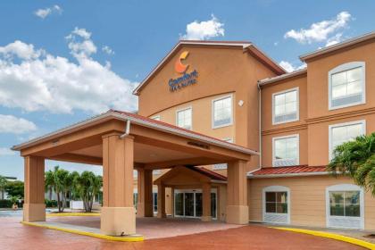 Comfort Inn  Suites Fort myers Airport Fort myers